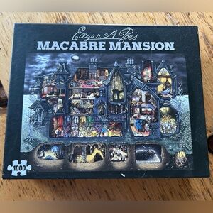 1000 piece macabre mansion puzzle